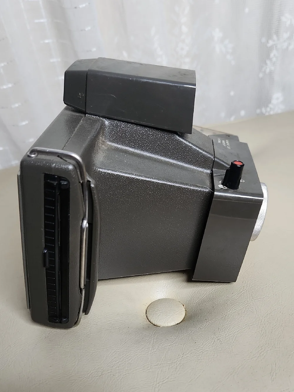 Vintage 70's Collectable Polaroid Land Camera Square Shooter